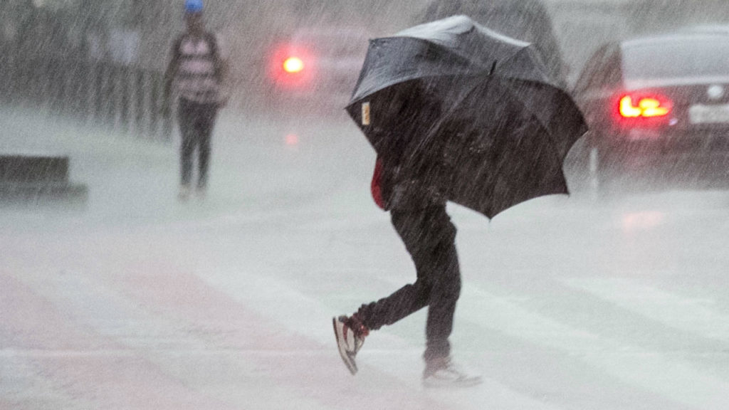 Feriadão: fim de semana deve ser de chuva em boa parte do país