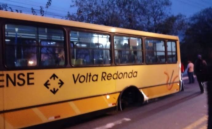 Como chegar até Sessenta em Volta Redonda de Ônibus?