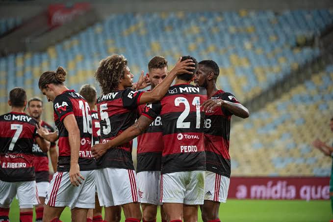 Flamengo transmite jogo no  com 2 milhões simultâneos e doações da  torcida