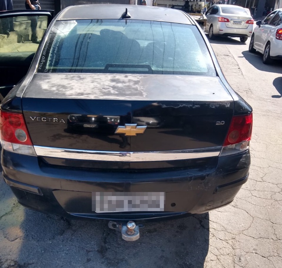 Guarda flagra criança de 13 anos dirigindo carro em Volta Redonda - Tribuna  Sul Fluminense