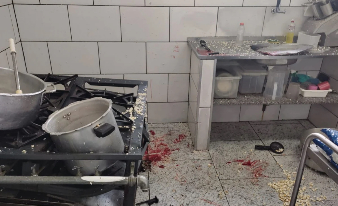 Explosão de panela em cozinha de escola deixa merendeiros feridos - Tribuna  Sul Fluminense