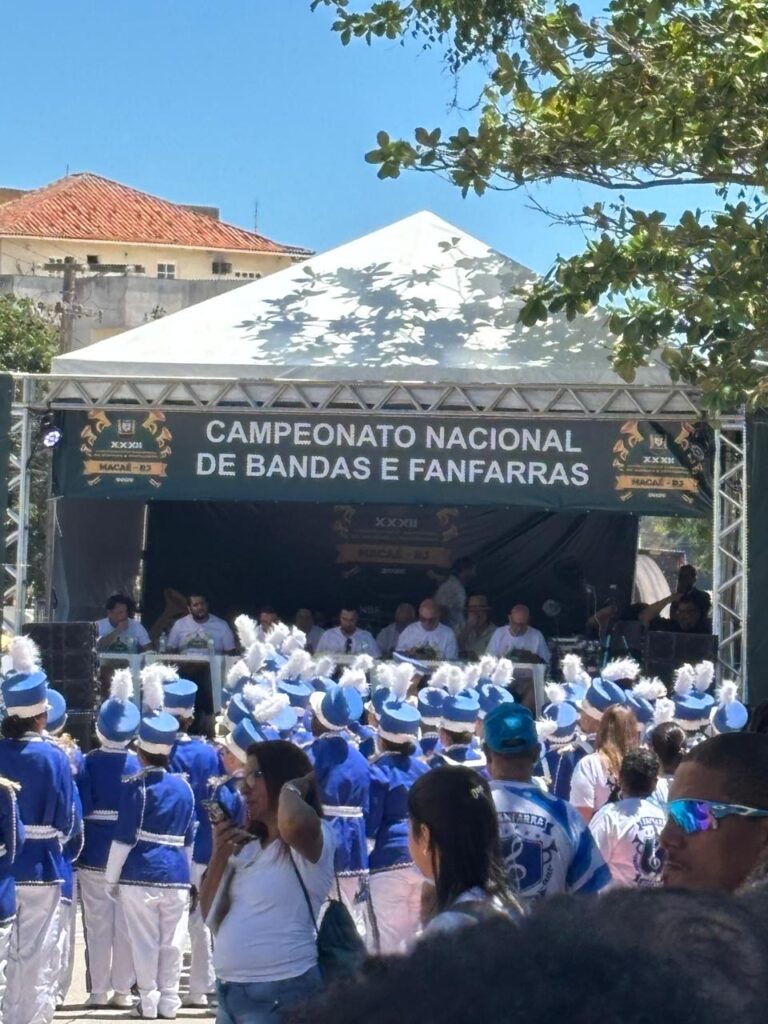 Escola de Volta Redonda conquista bicampeonato nacional de fanfarras
