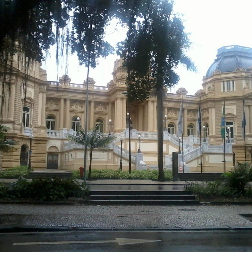 Quatro cidades da região têm recursos do Estado bloqueados