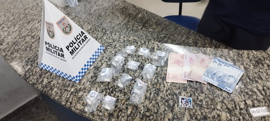 Adolescente é apreendido por tráfico em Resende