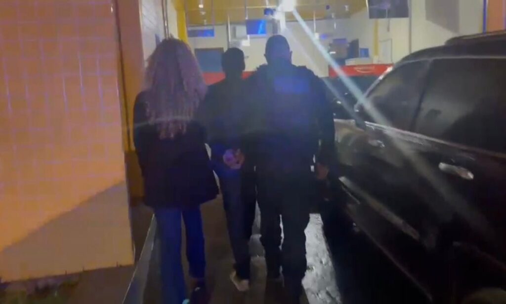 Mecânico é preso em Piraí após invadir casa e agredir ex-companheira