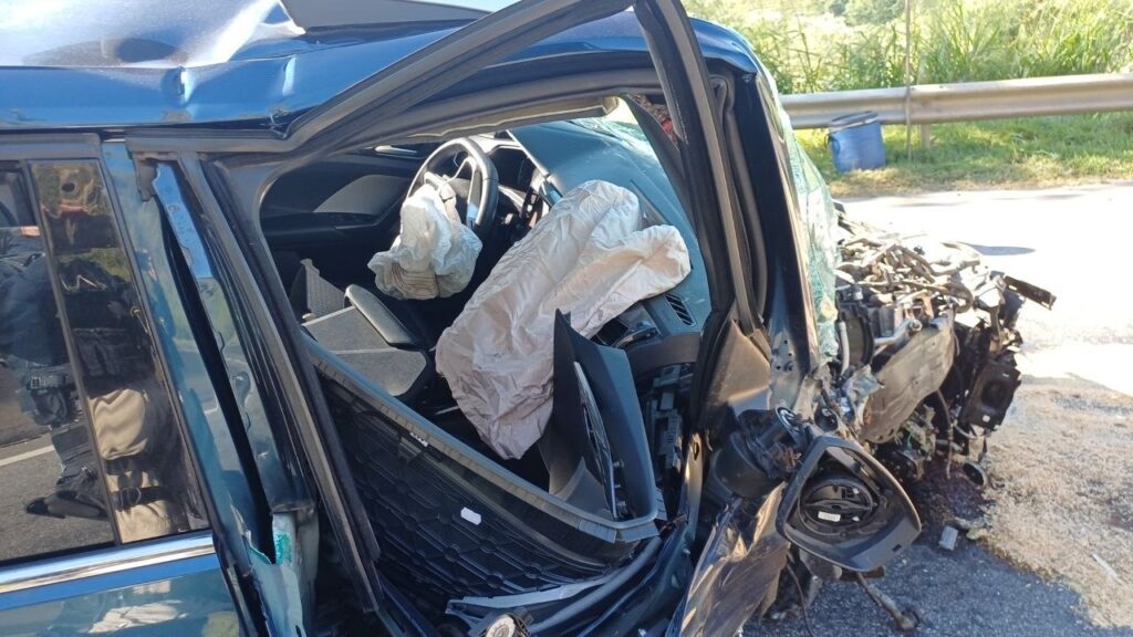 Acidente deixa um ferido na Via Dutra, em Barra Mansa