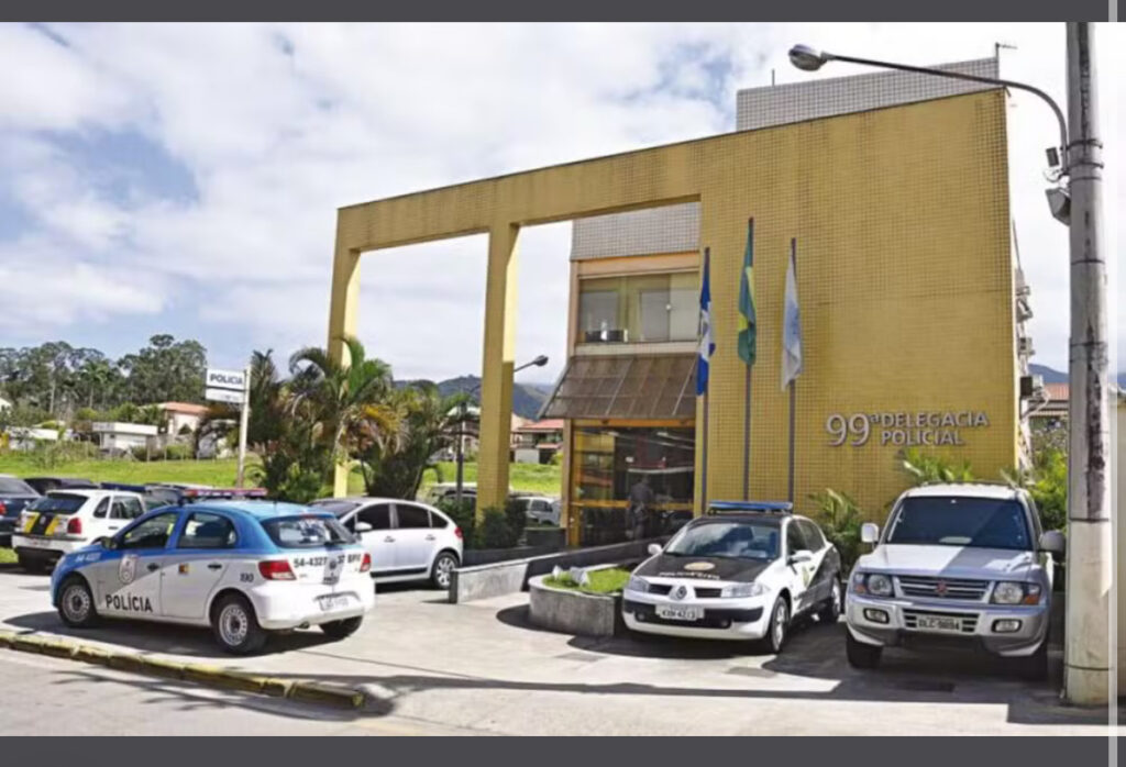 Trio é preso após assaltar loja em Itatiaia