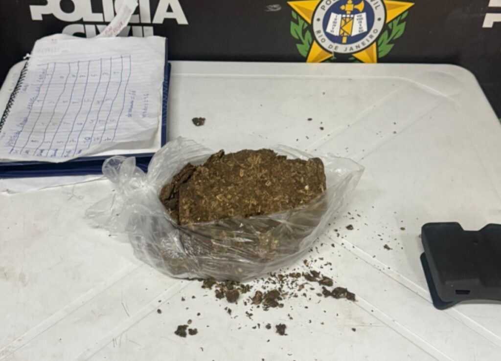 Jovem é preso com um quilo de maconha em Barra Mansa