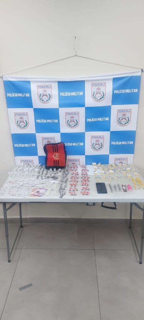 Trio é preso por tráfico de drogas em Volta Redonda
