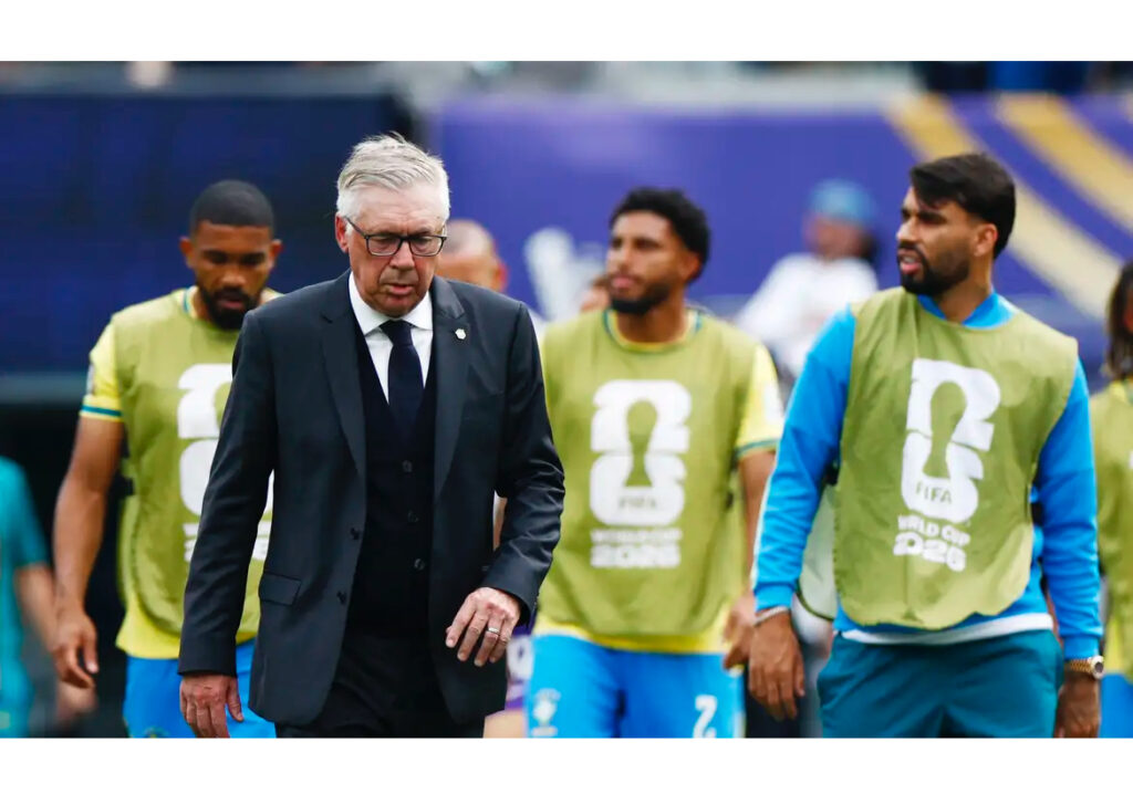 Ancelotti lamenta eliminação e já projeta novo ciclo: “Não é o fim”