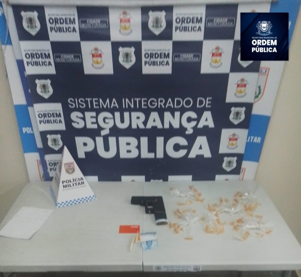 Adolescente é apreendido em Volta Redonda com réplica de arma
