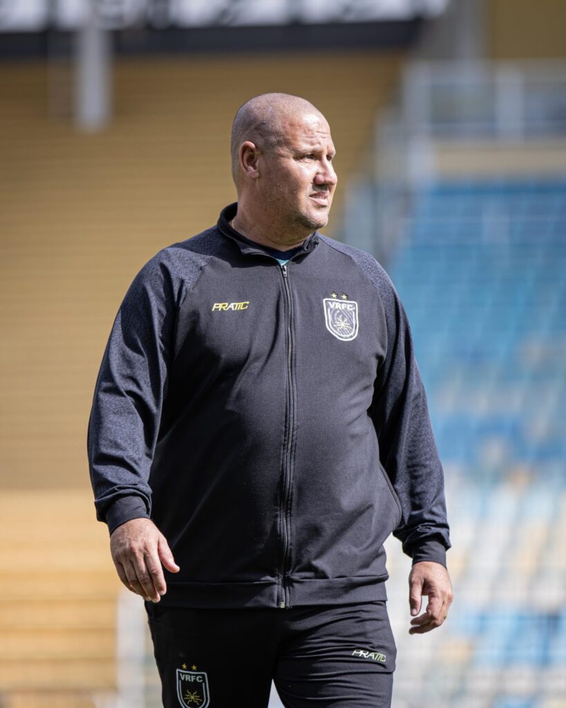 Após derrota por 2 x 0, Voltaco demite seu técnico