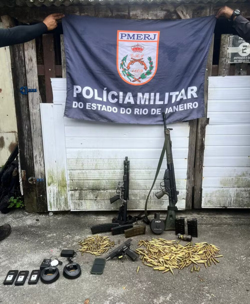 Troca de tiros termina com três mortos em Angra