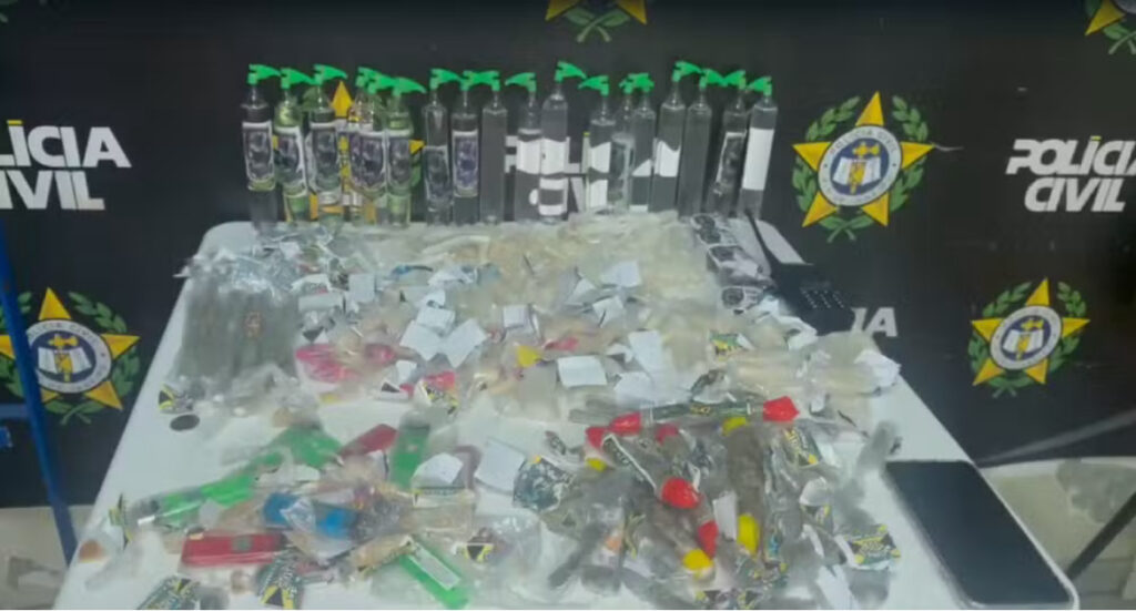 Polícia apreende adolescente com carga de drogas em Barra Mansa