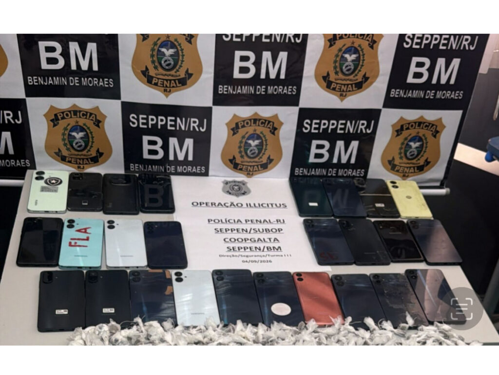 26 celulares são encontrados em parede de presídio