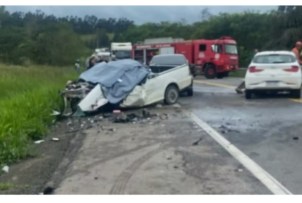 Acidente deixa dois mortos na BR-393 em Barra do Piraí
