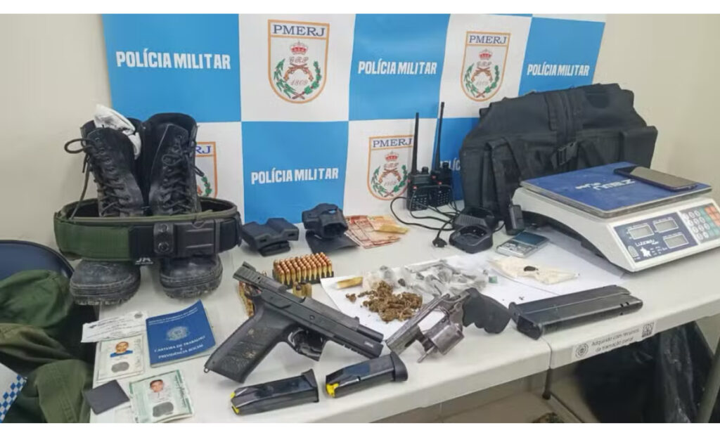 VR: Polícia apreende armas e drogas no bairro Três Poços